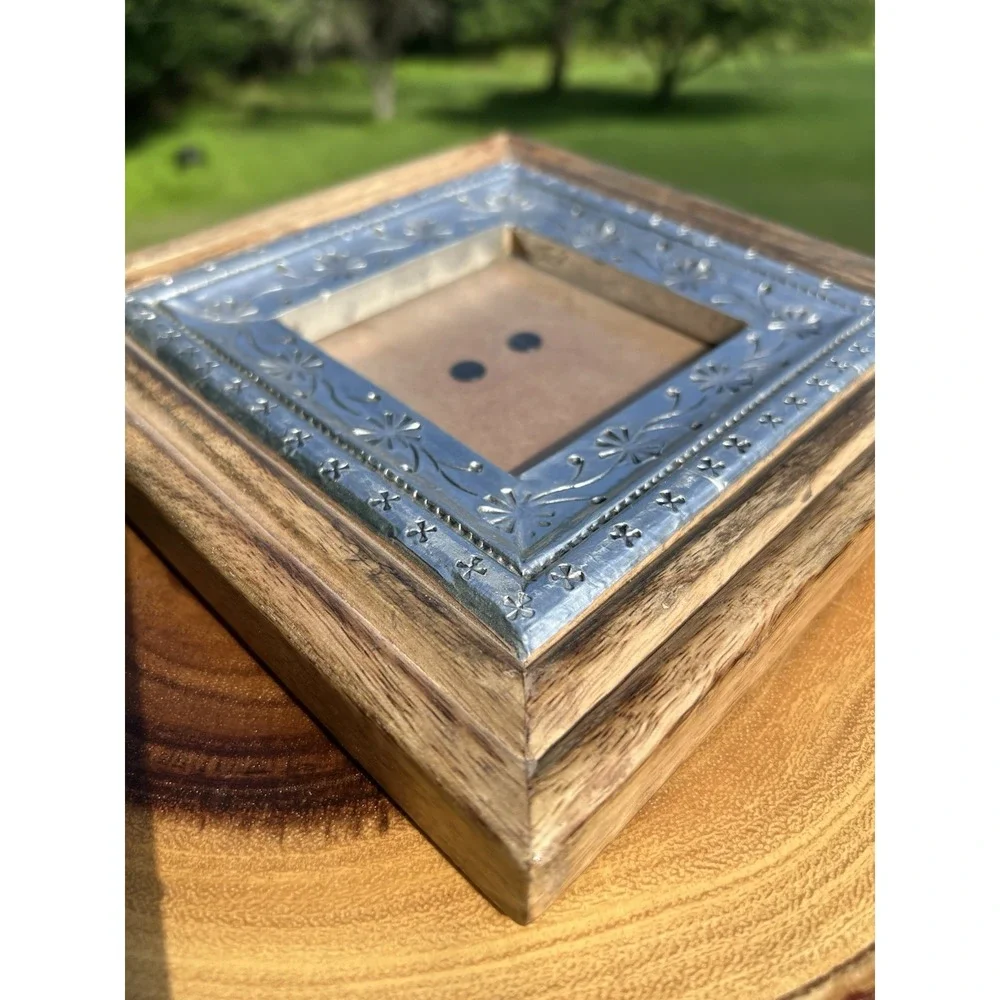 Leo Arts India 8x8 Mango Wood 4x4 Picture Frame Silver Embossed Rustic Boho